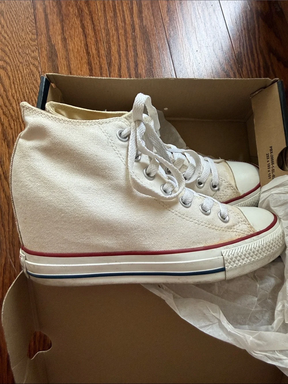 Converse iconic Cream High-Top Wedge Sneakers w Red Blue Stripe size US 7.5 - Picture 8 of 8